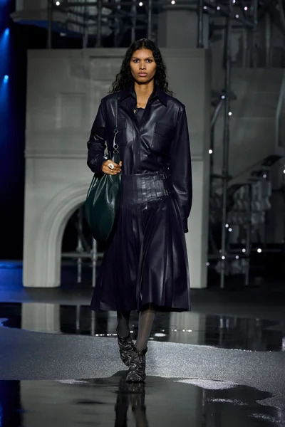 Look 5